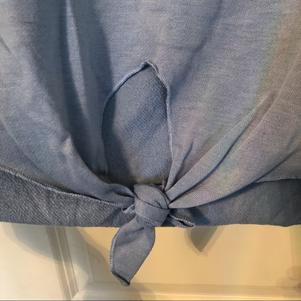 Light Blue Pullover - Picture 3 of 3